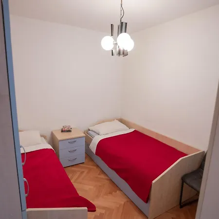 Apartment Luka *